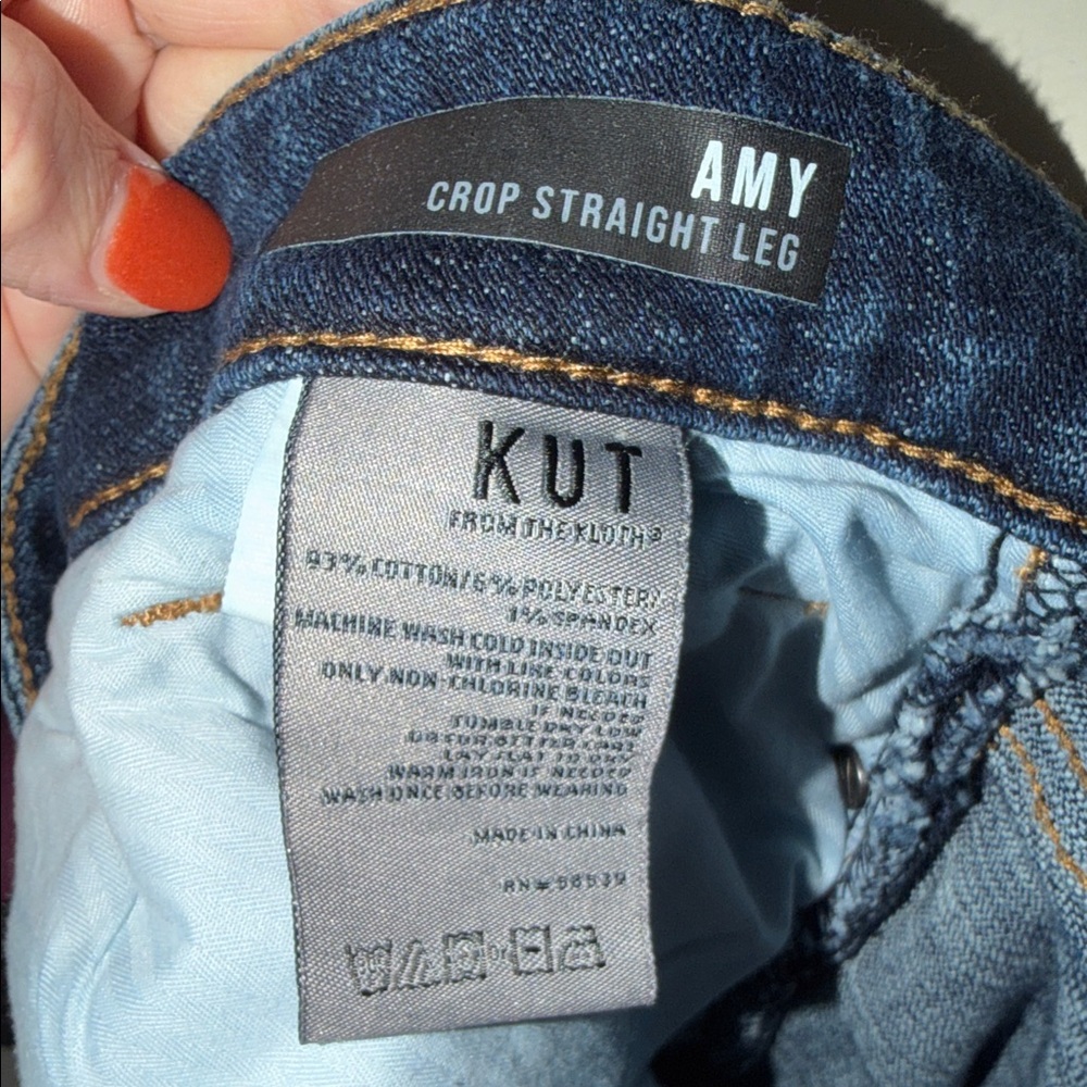Kut from the Kloth Amy Cropped Straight Leg 16W - Picture 5 of 5